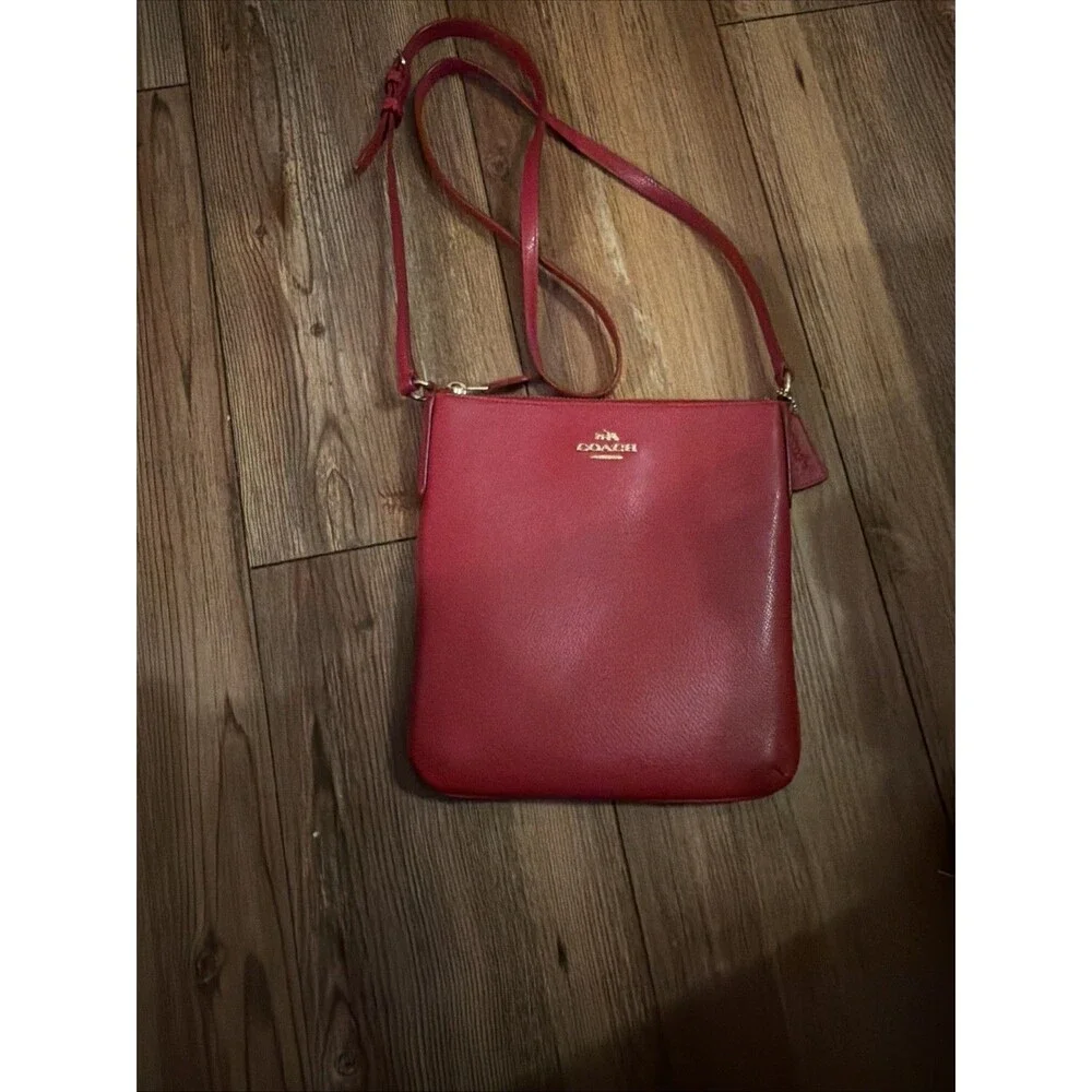Coach North South Crossbody Bag-Red w/ Adjustable Strap Gold Hardware.Excellent!